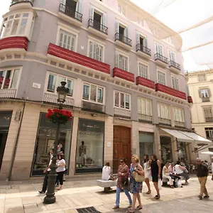 https://iloftmalaga-apartamentos-calle-larios.hotelsinnerja.org